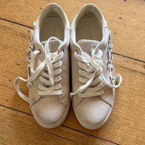 Kurt Geiger London Cream Women's Sneakers - Laney Flower Singer